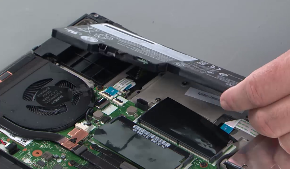 Lift and remove the internal battery from T480 chassis